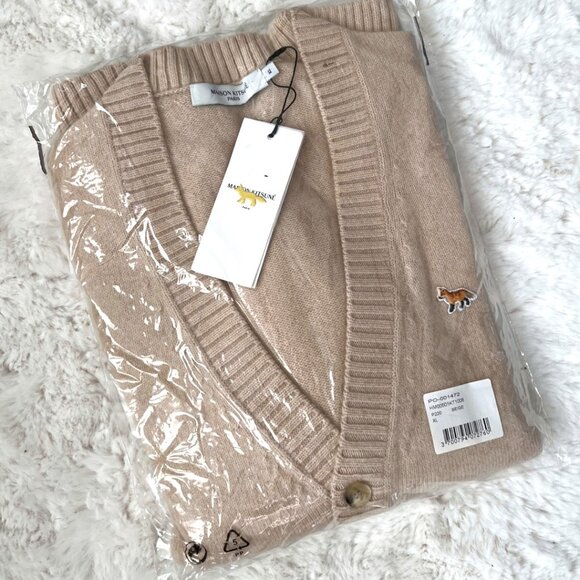MAISON KITSUNE Other - NWT - Maison Kitsune Baby Fox Men's Cardigan - Beige🦊